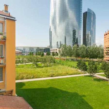 Free Wi-Fi - A/C - Vertical Tower - Garibaldi Милан Экстерьер фото